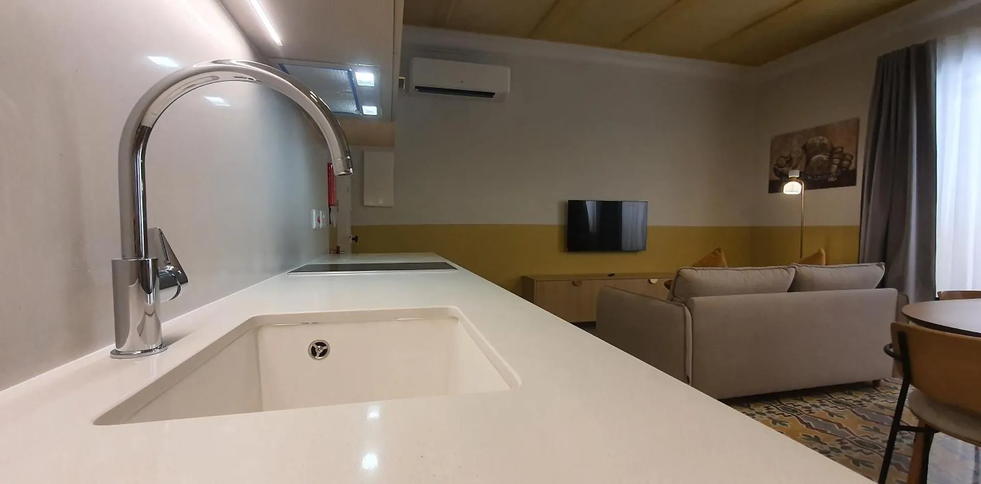 Capital Central Suites No1 - Zekka Valletta